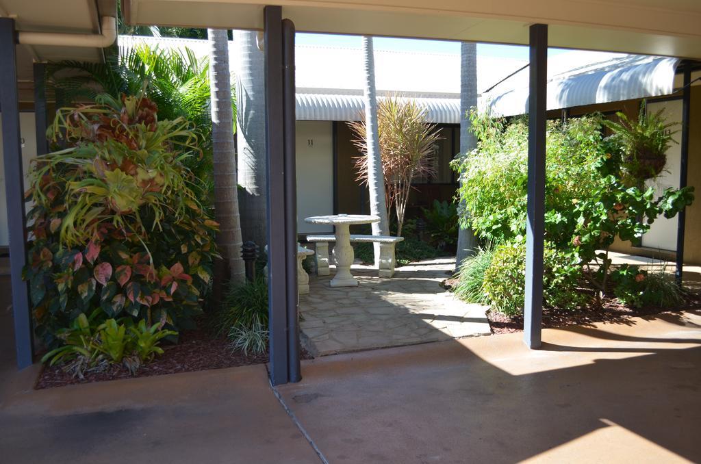 Rockhampton Palms Motor Inn Dış mekan fotoğraf