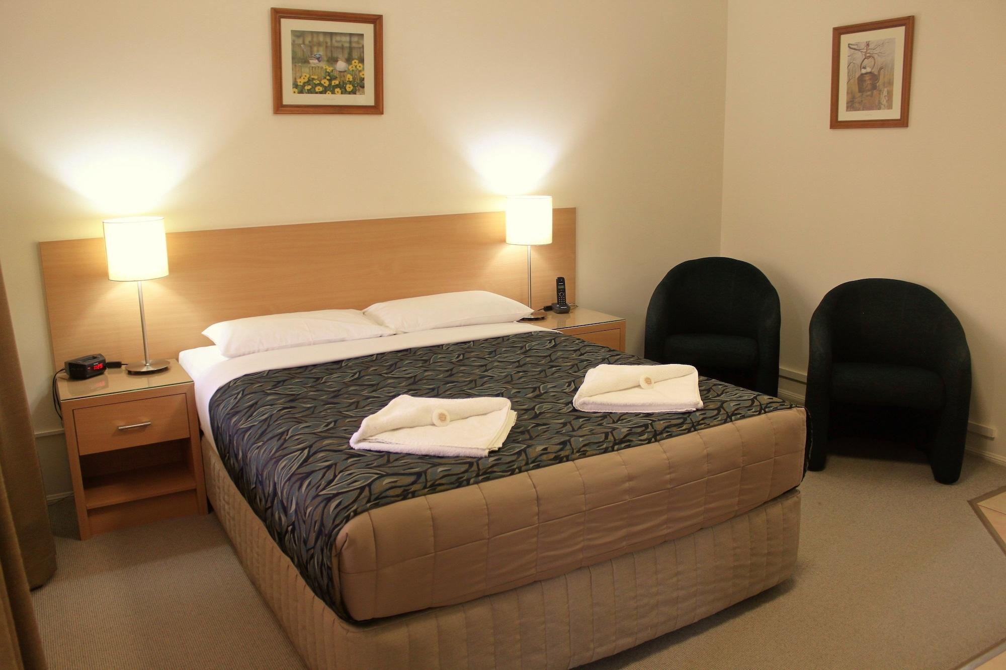 Rockhampton Palms Motor Inn Dış mekan fotoğraf