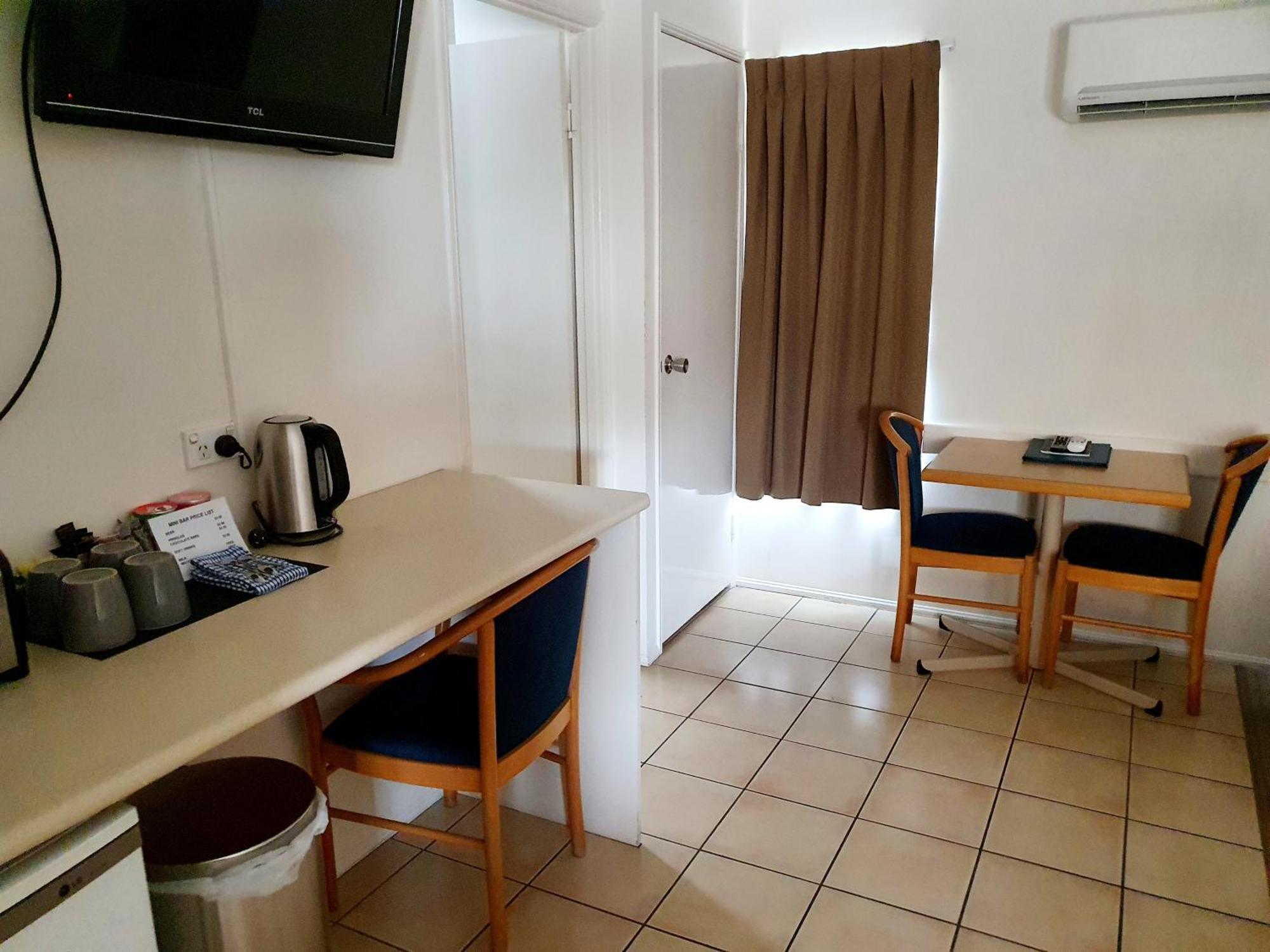 Rockhampton Palms Motor Inn Oda fotoğraf