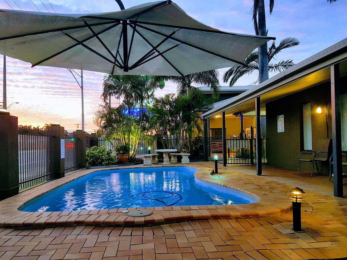 Rockhampton Palms Motor Inn Dış mekan fotoğraf