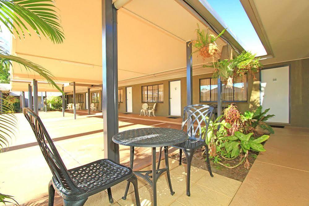 Rockhampton Palms Motor Inn Dış mekan fotoğraf