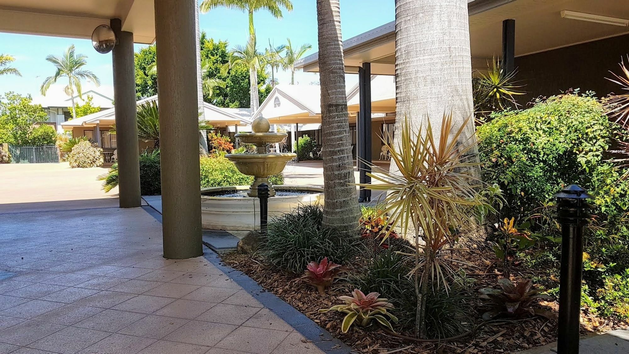 Rockhampton Palms Motor Inn Dış mekan fotoğraf