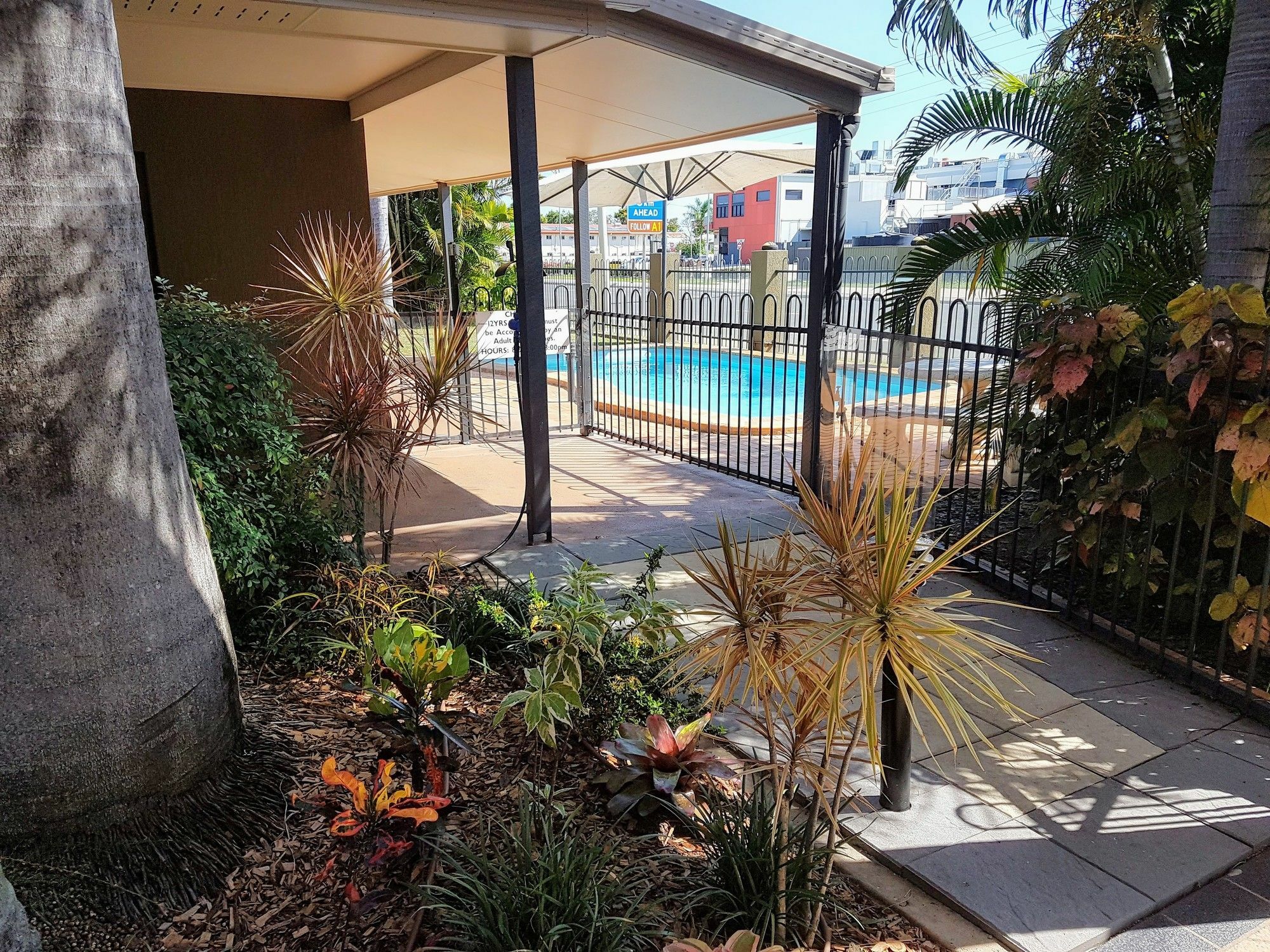 Rockhampton Palms Motor Inn Dış mekan fotoğraf